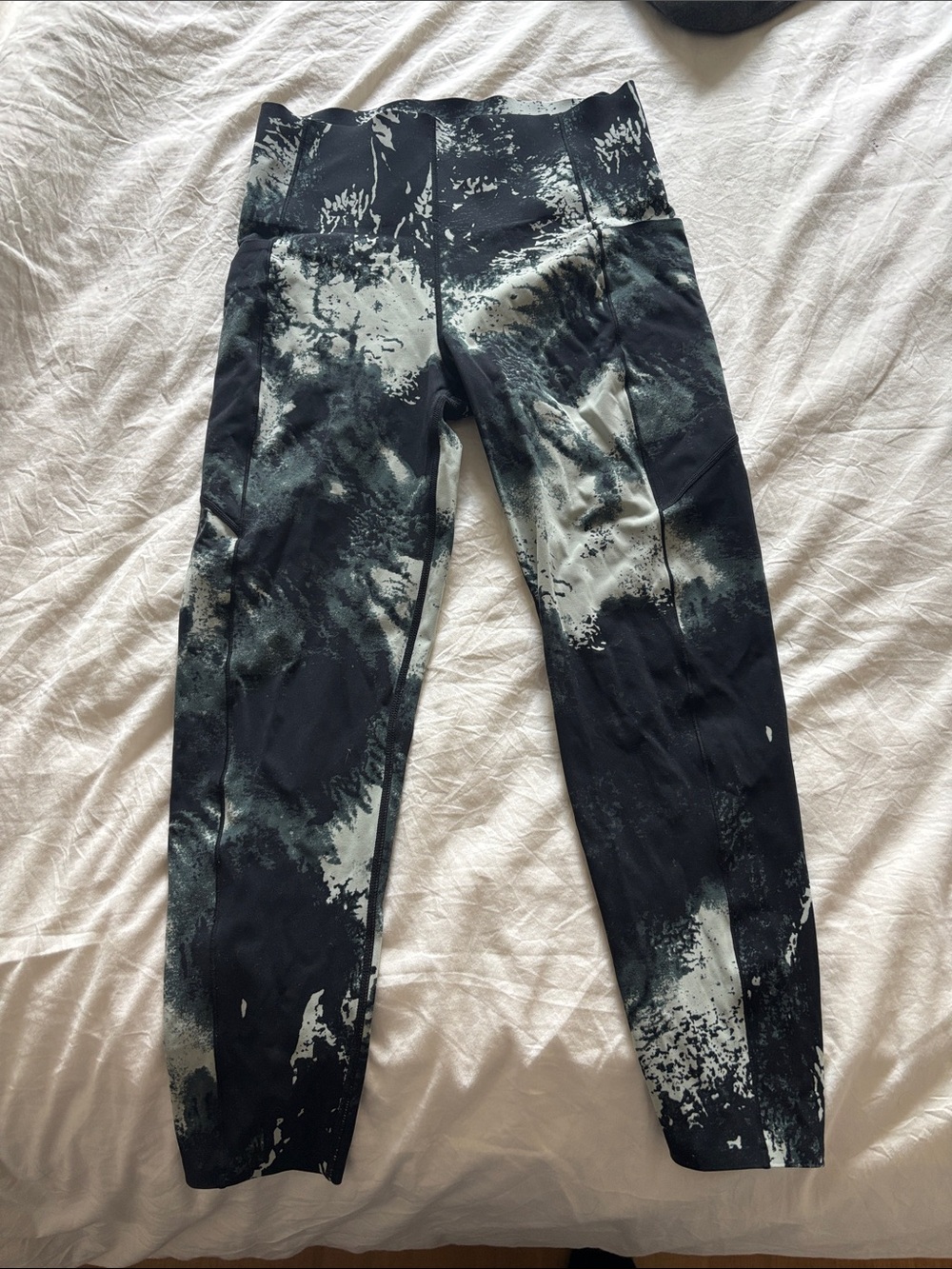 Sweaty B. Power 7/8 workout Sz. 10